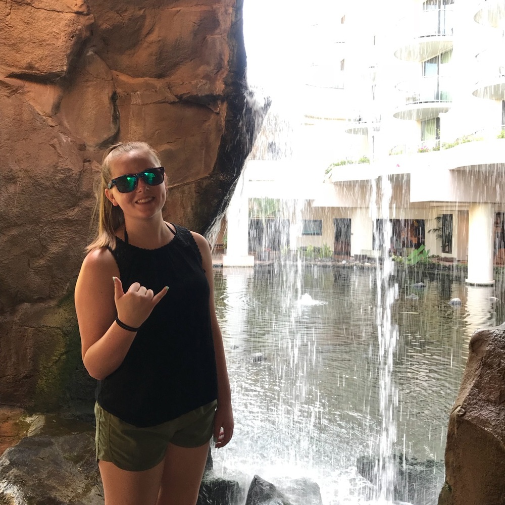 Meet your Posher, Jenna